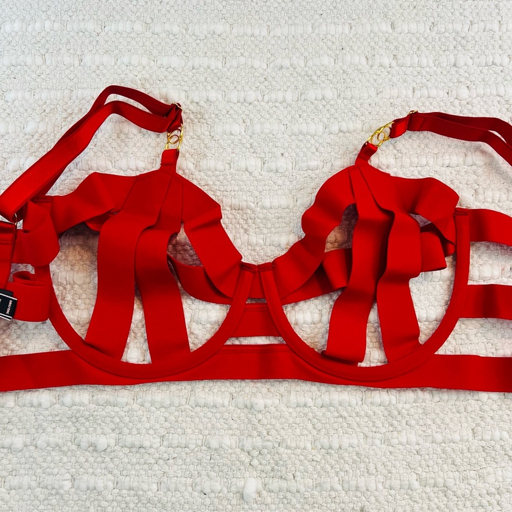 36D/M Victoria’s Secret Strappy Balconet Bra & Cheeky Set - Picture 6 of 9